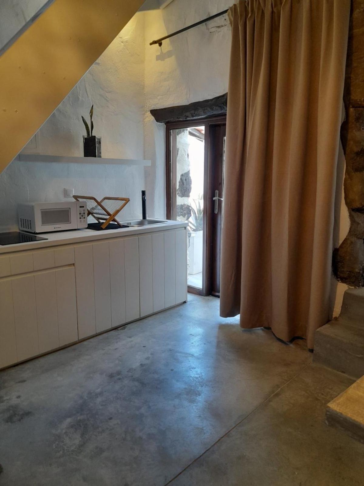 Monastery Estate Guesthouse Суйя Экстерьер фото